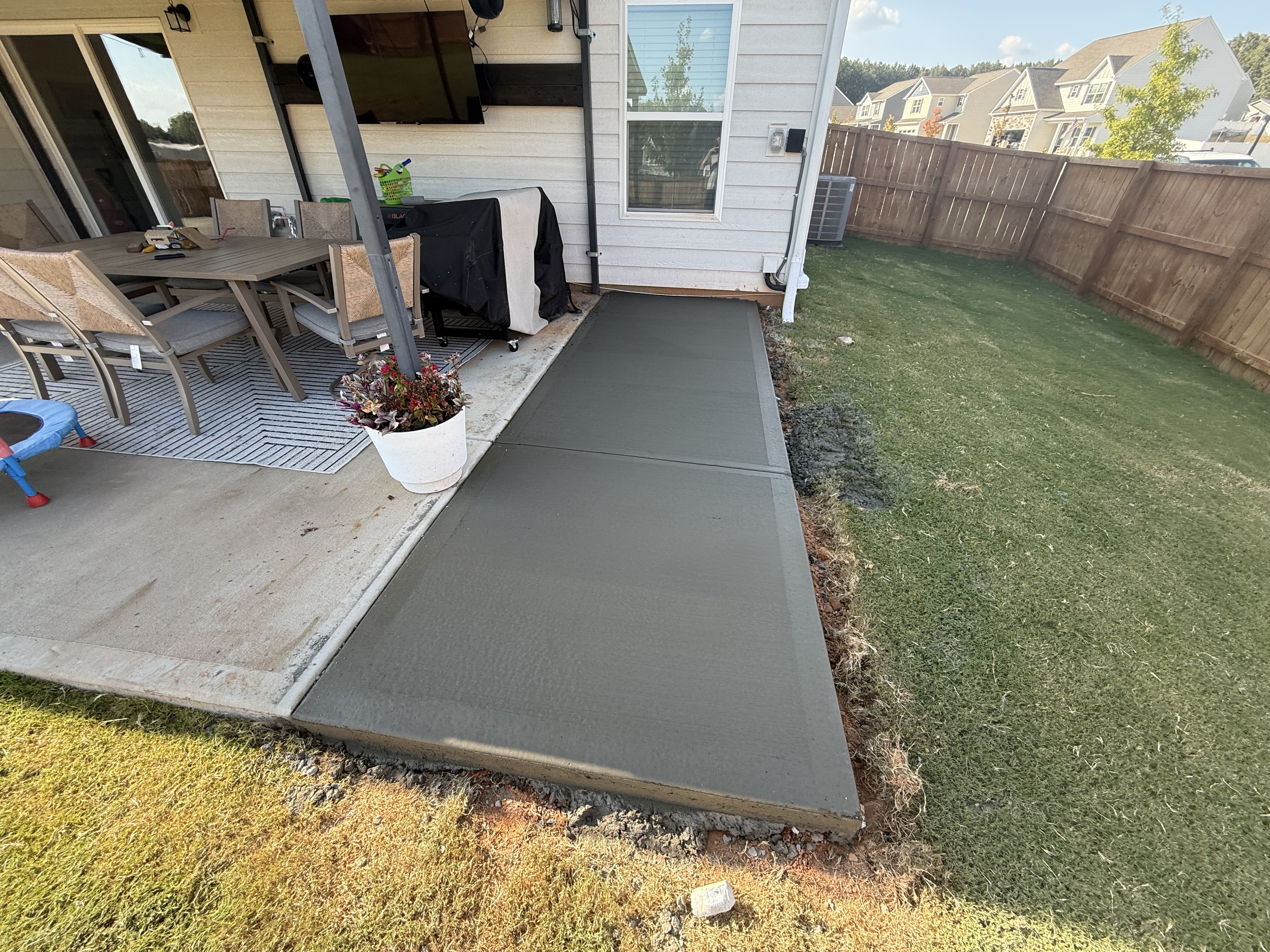 King pool decks in nc project 14